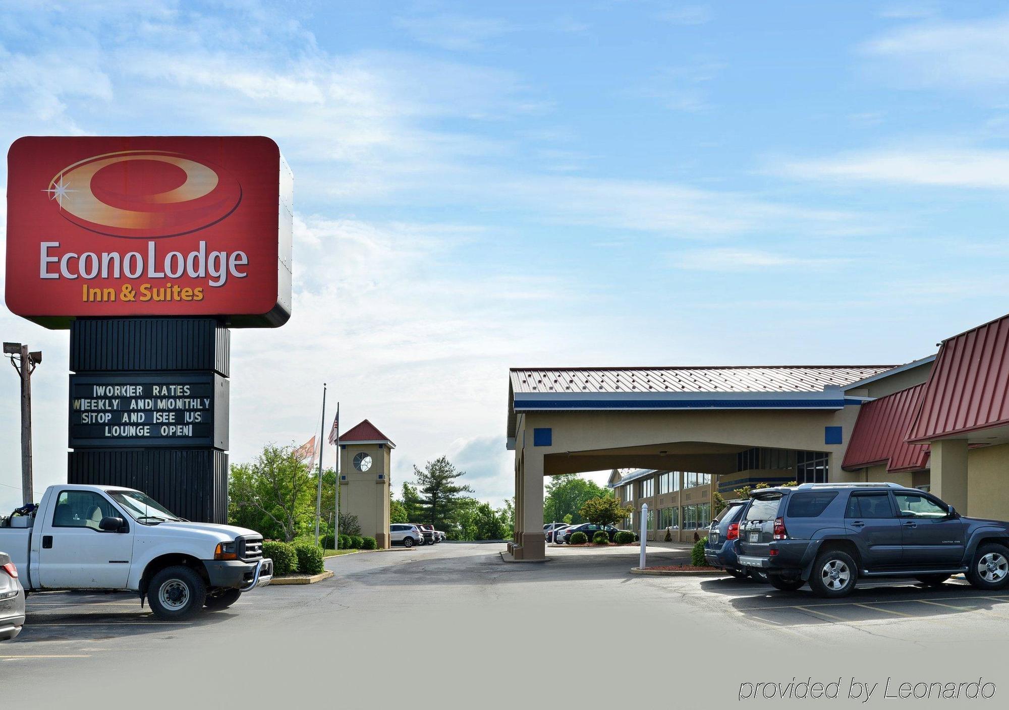 Econo Lodge Inn&Suites Triadelphia Esterno foto